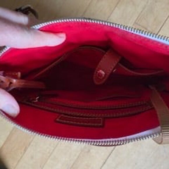 Dooney Bourke Gretta Crossbody - NWOT - Picture 2 of 4